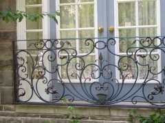 custom-wrought-iron-exterior-railing-14