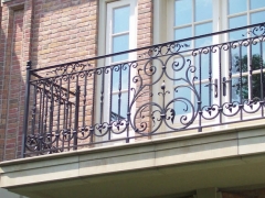 custom-wrought-iron-exterior-railing-16