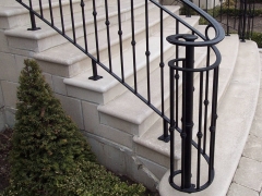 custom-wrought-iron-exterior-railing-41
