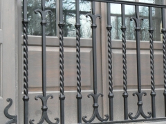 custom-wrought-iron-exterior-railing-67