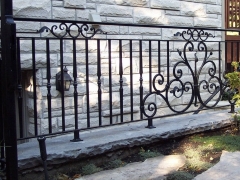 custom-wrought-iron-exterior-railing-9