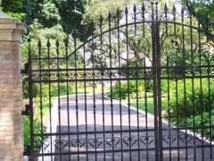 wrought-iron-driveway-gate-12