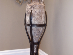 forged-vase-stand-holder