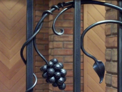 wrought-iron-wine-cellar-door-grill-4
